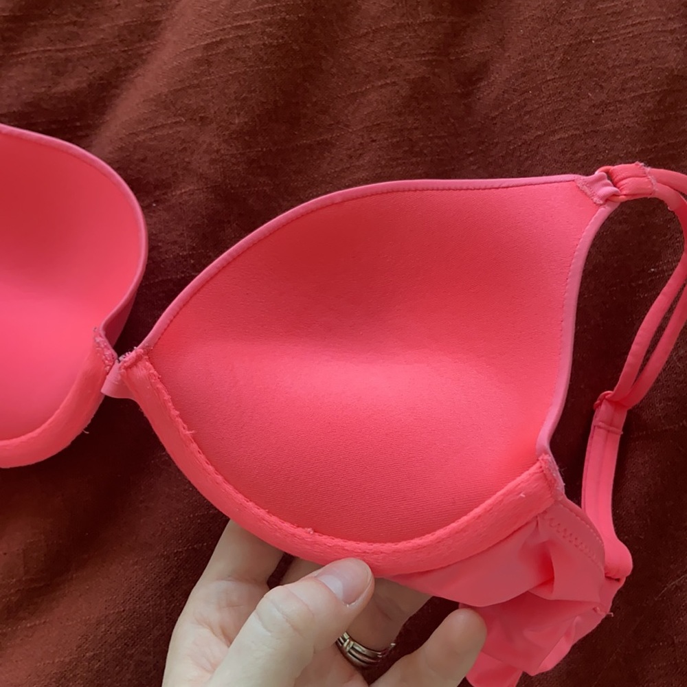 New! Victoria's Secret Push-up T-shirt Bra - Picture 5 of 5